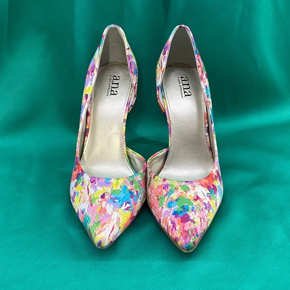 a.n.a Multi-color Floral w/Snakeskin Texture Pointed-Toe 4” Heels—Size 9M